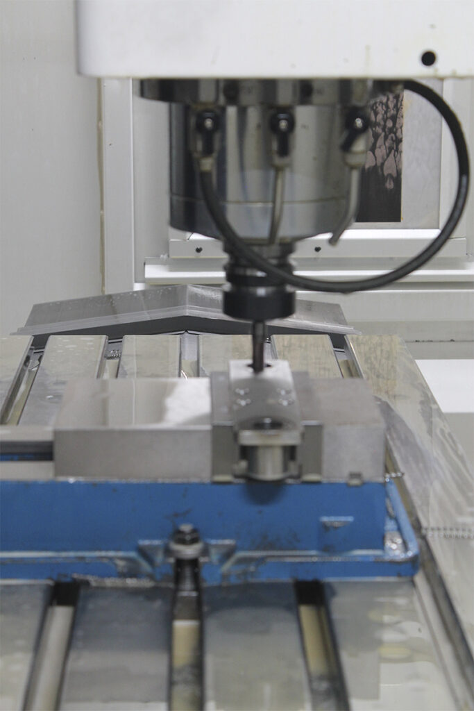 Combinamos equipos de última generación y experiencia técnica para producir componentes con máxima exactitud, desde prototipos hasta series completas, asegurando rendimiento confiable y acabados perfectos.